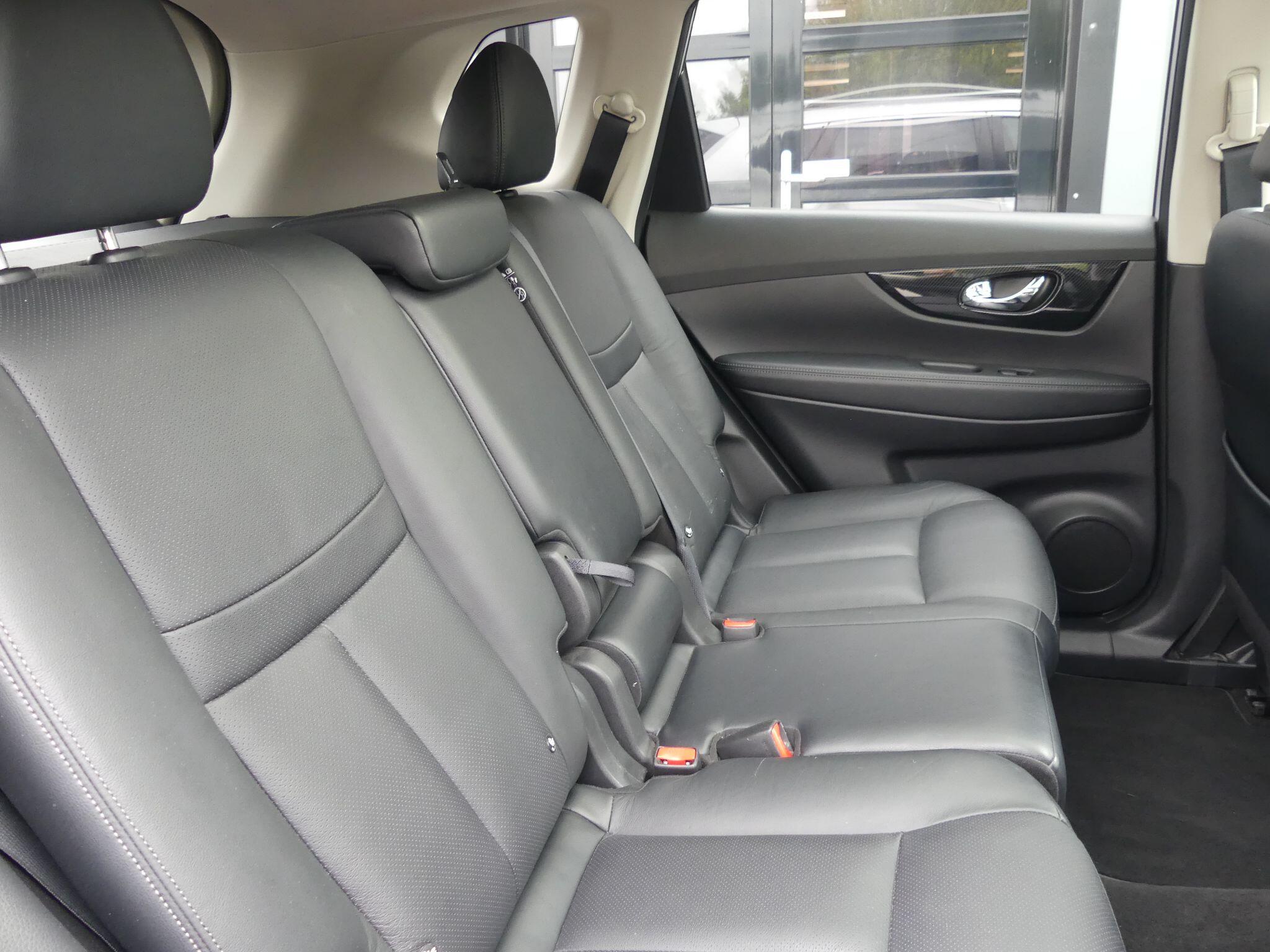 Nissan X Trail