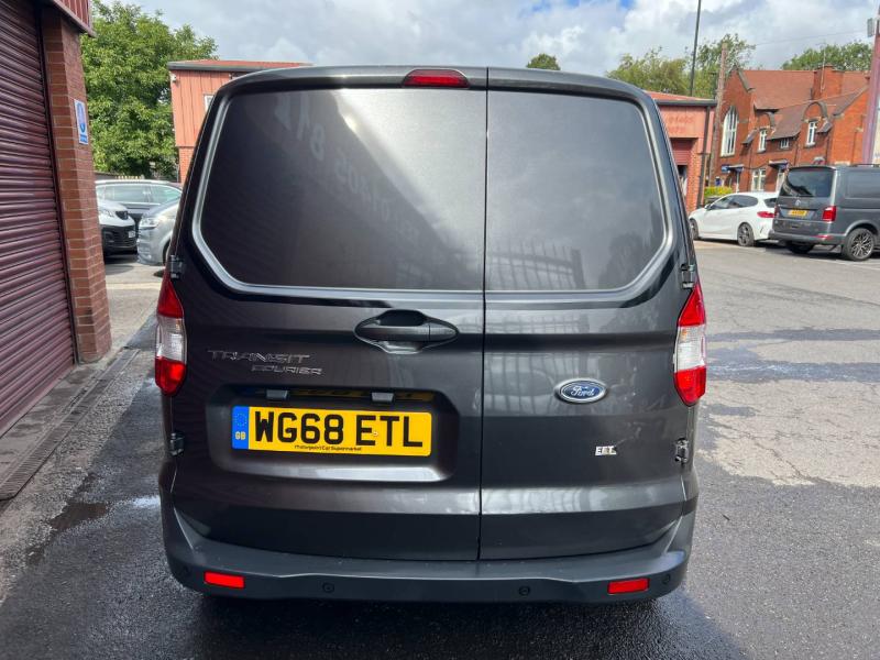 Ford Transit Courier