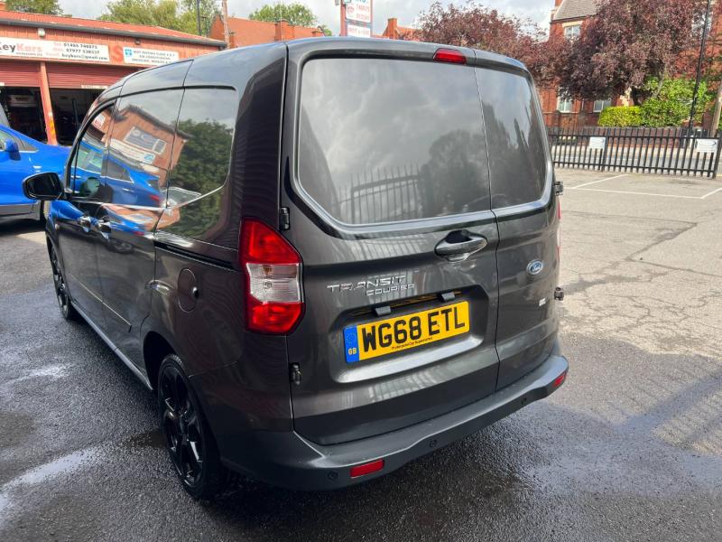 Ford Transit Courier