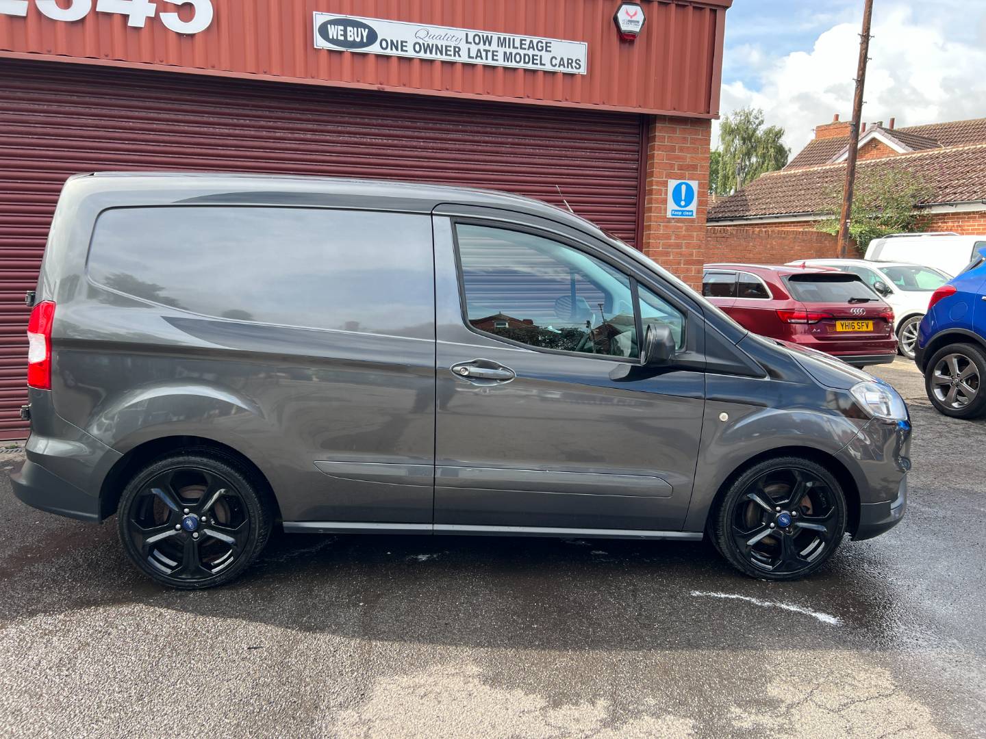 Ford Transit Courier