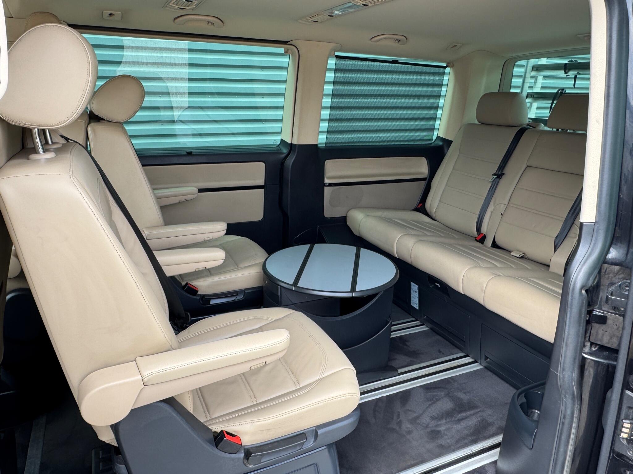 Volkswagen Caravelle