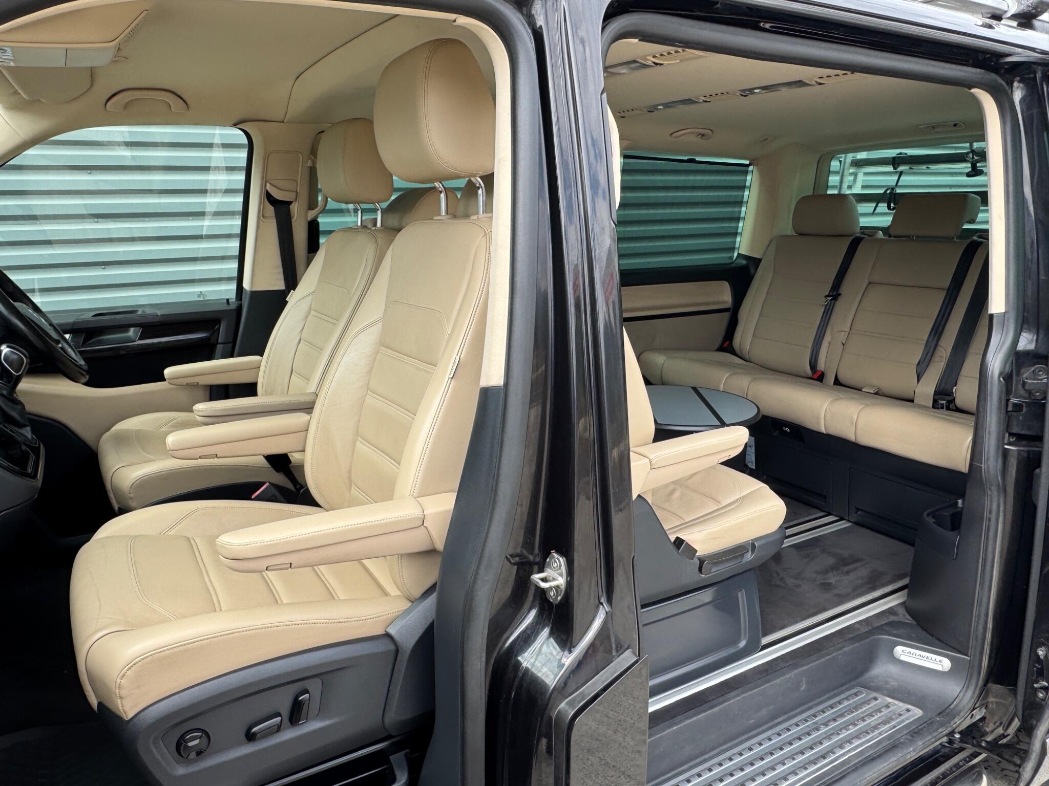Volkswagen Caravelle