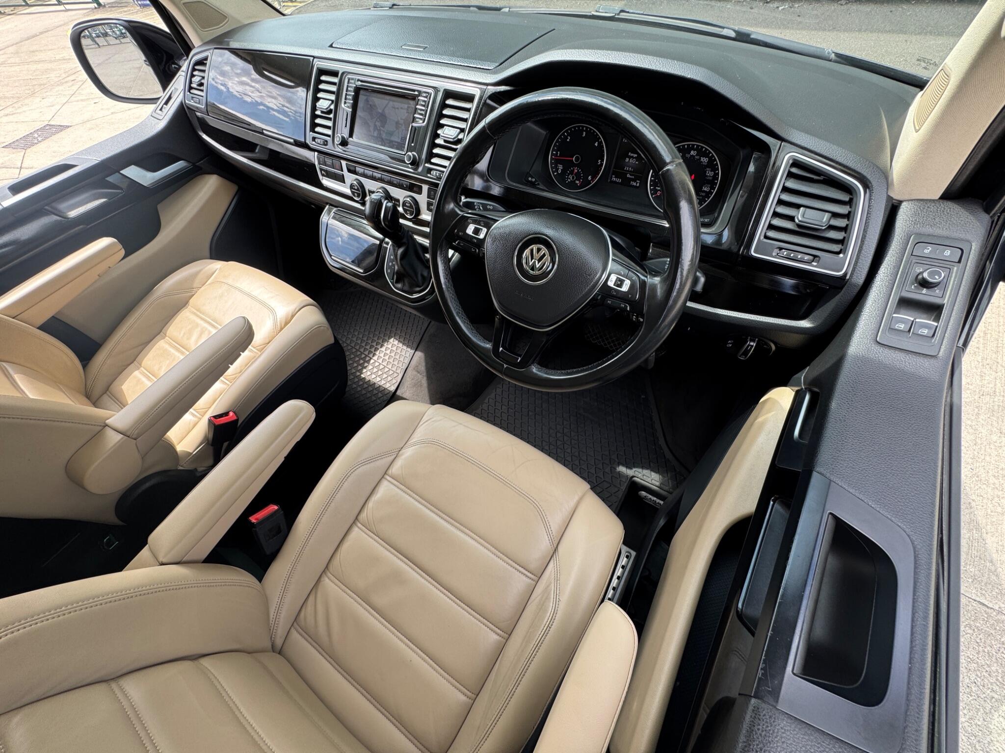 Volkswagen Caravelle