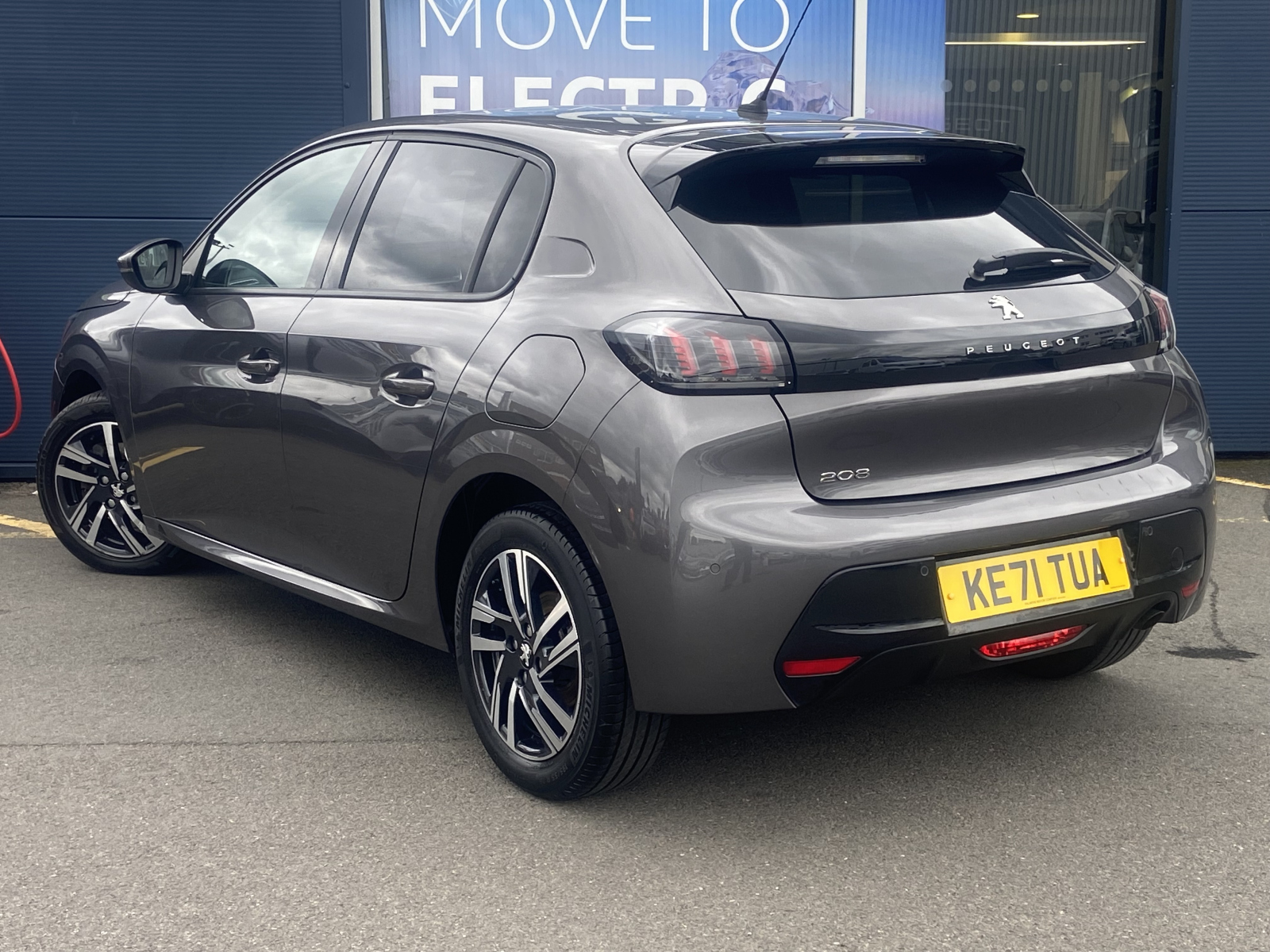 Peugeot 208