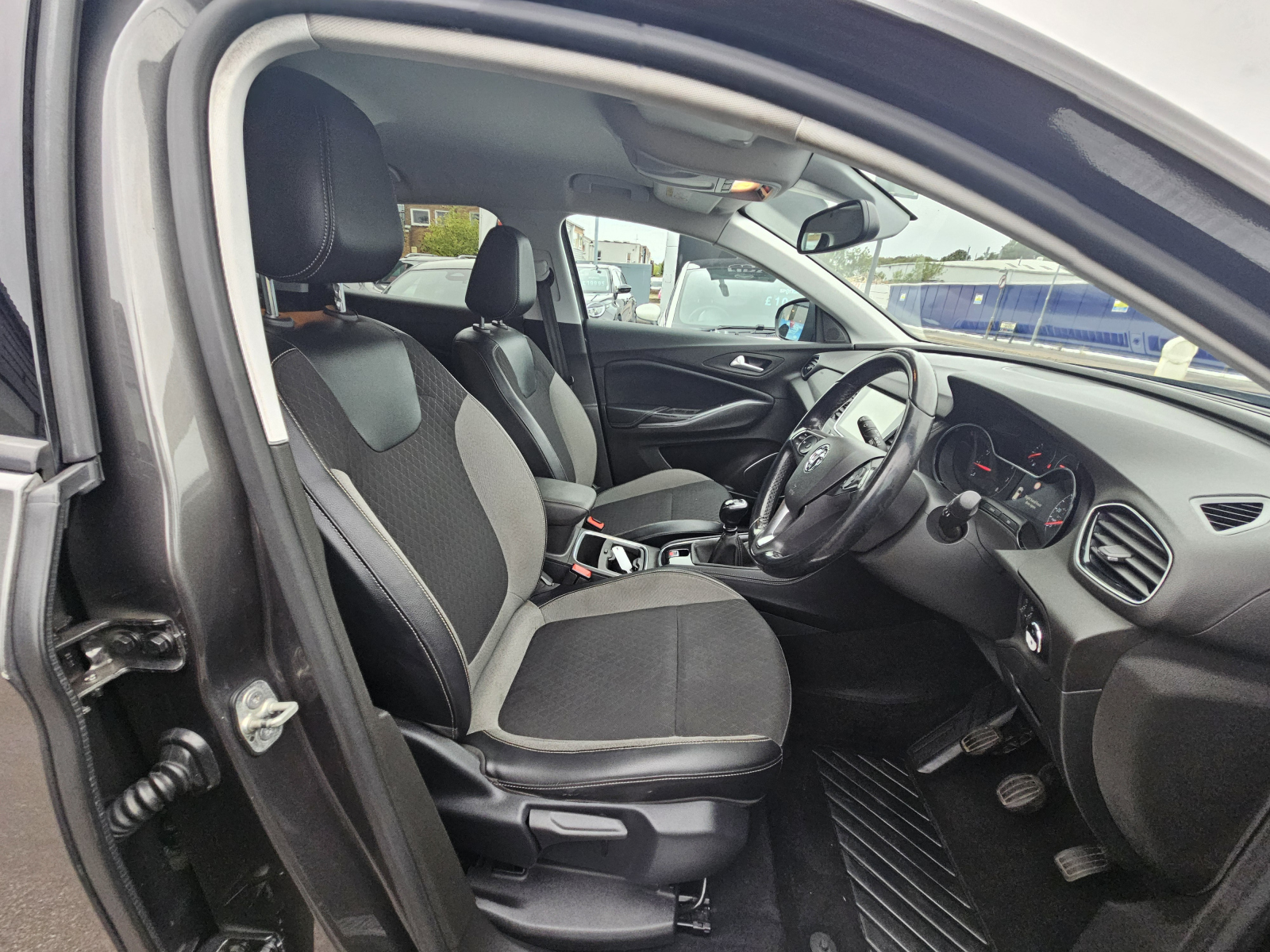 Vauxhall Grandland X