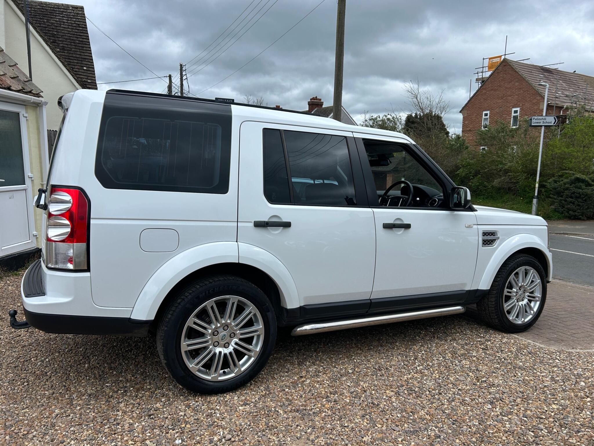 Land Rover Discovery 4