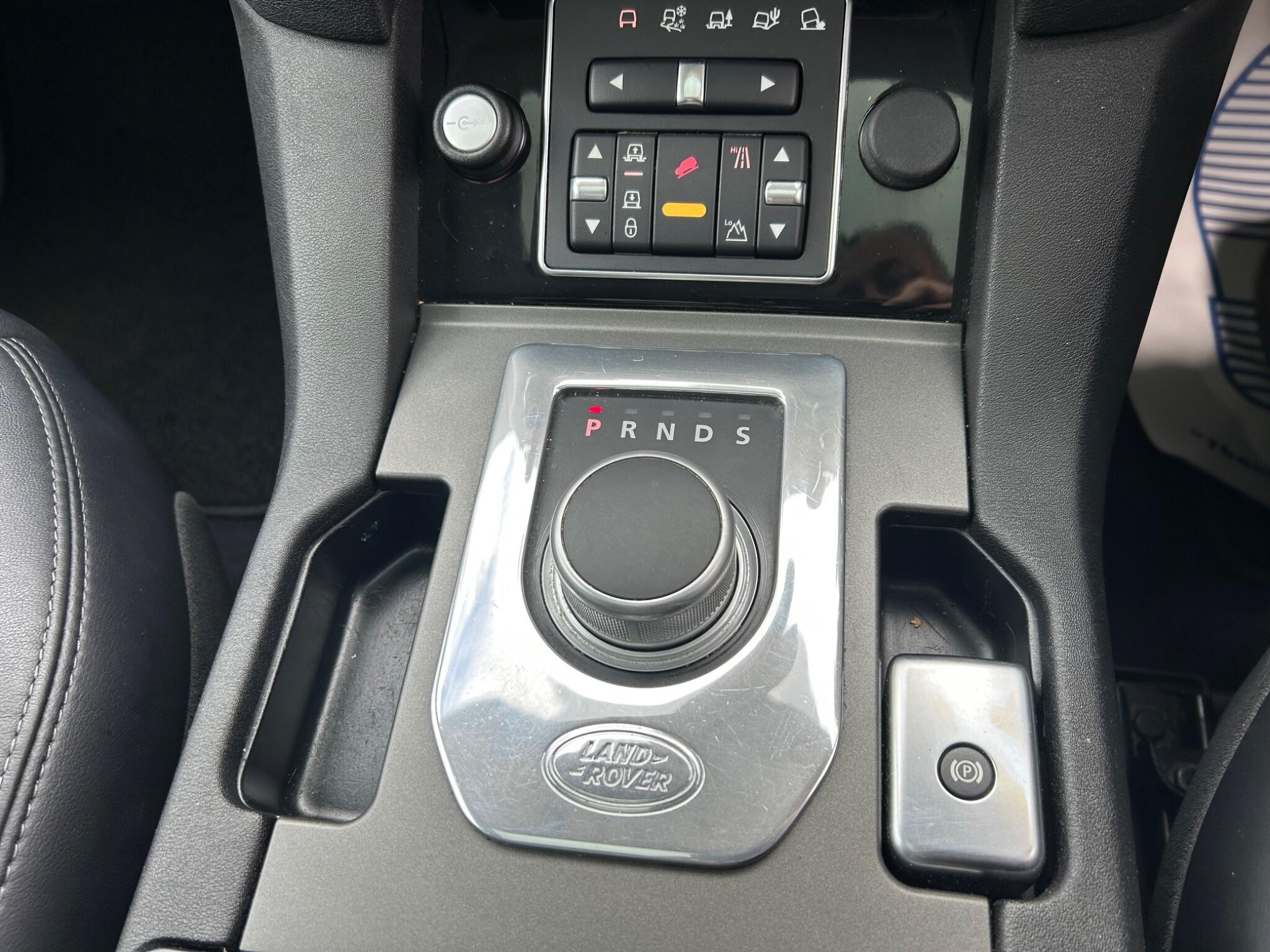 Land Rover Discovery 4