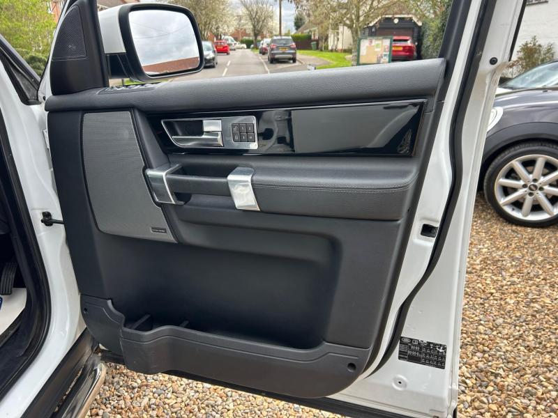 Land Rover Discovery 4