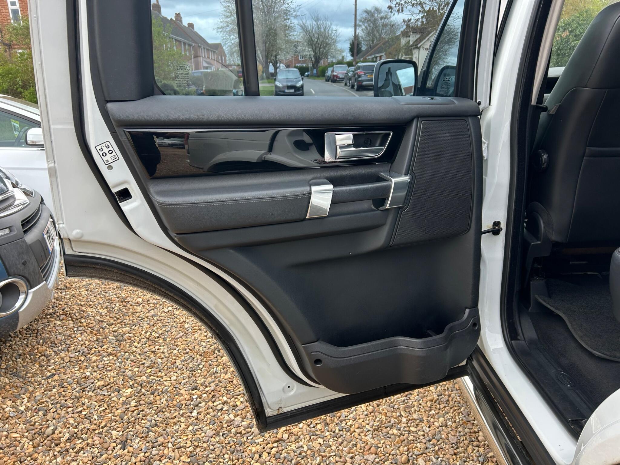 Land Rover Discovery 4