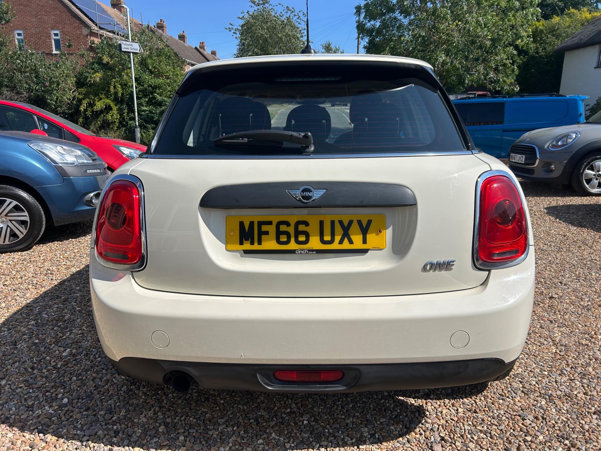 Mini Hatch