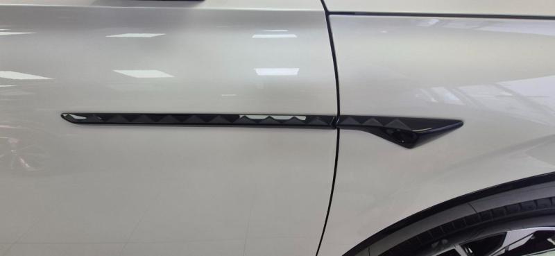 MG Motor UK HS