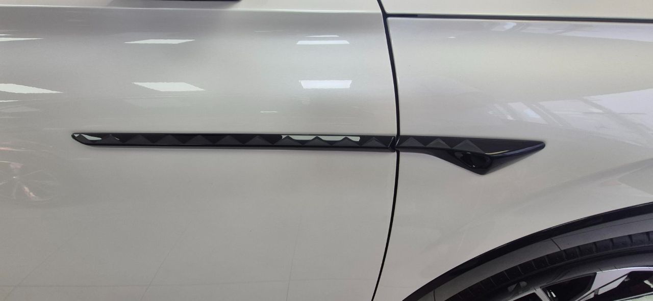 MG Motor UK HS