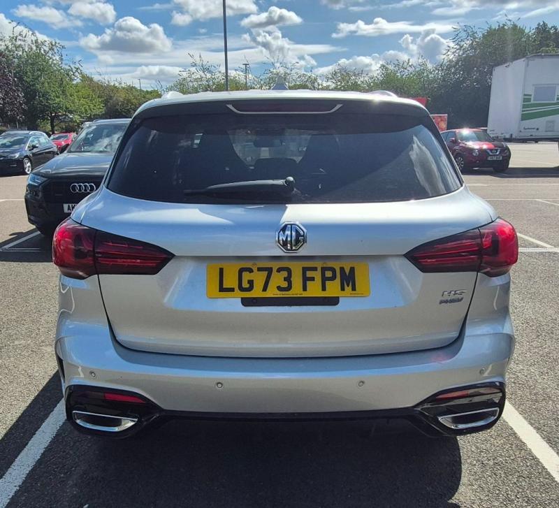 MG Motor UK HS