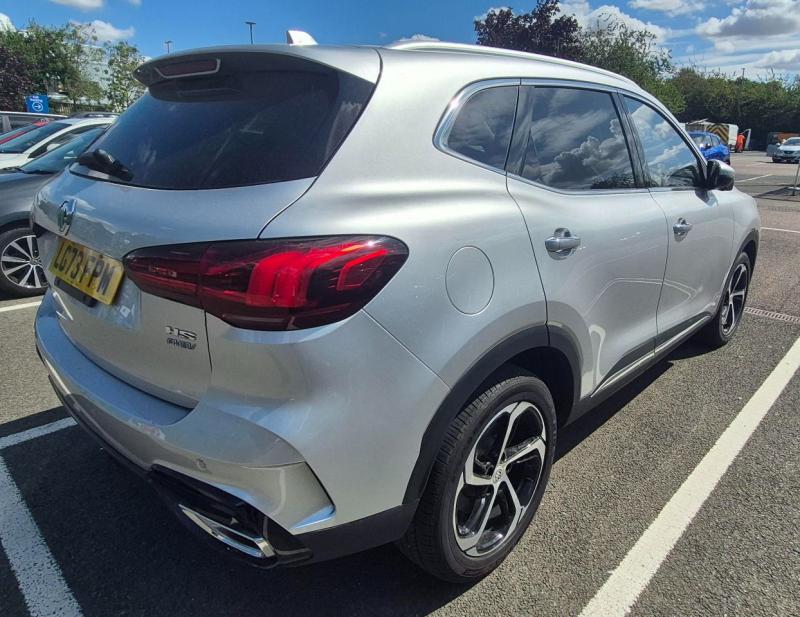 MG Motor UK HS