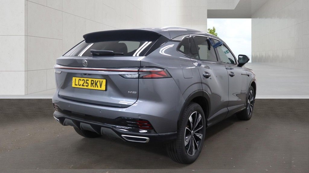MG Motor UK HS