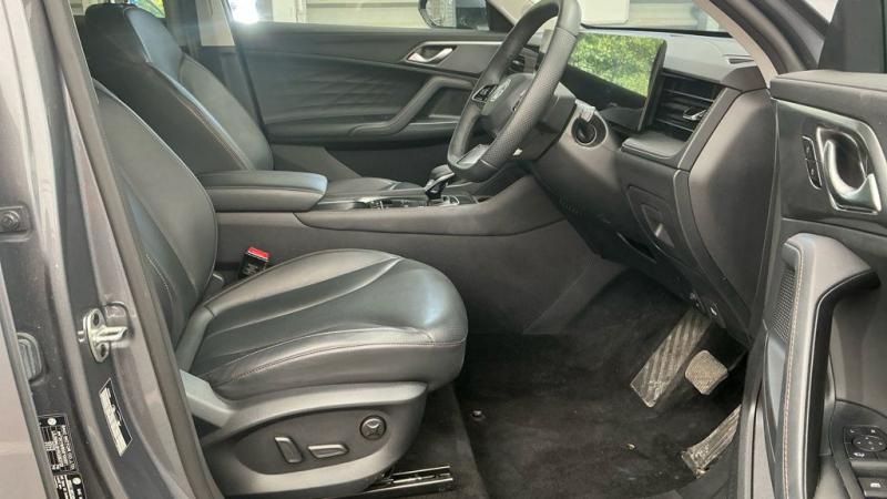 MG Motor UK HS