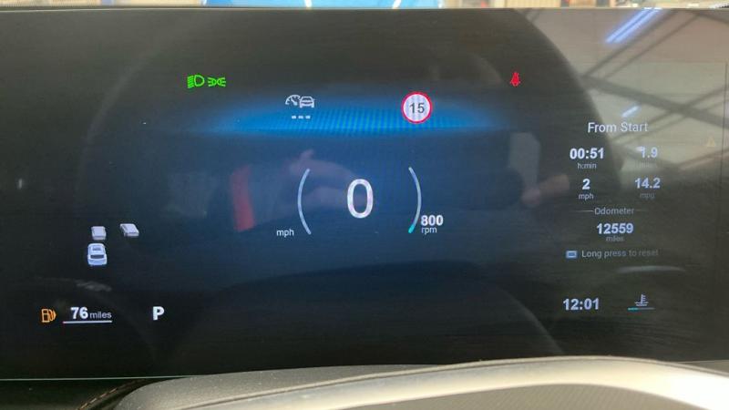 MG Motor UK HS