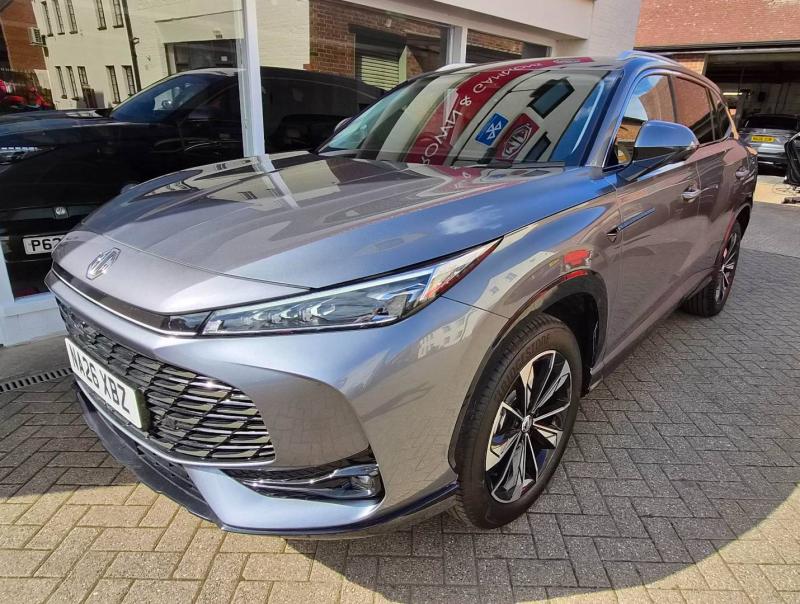 MG Motor UK HS