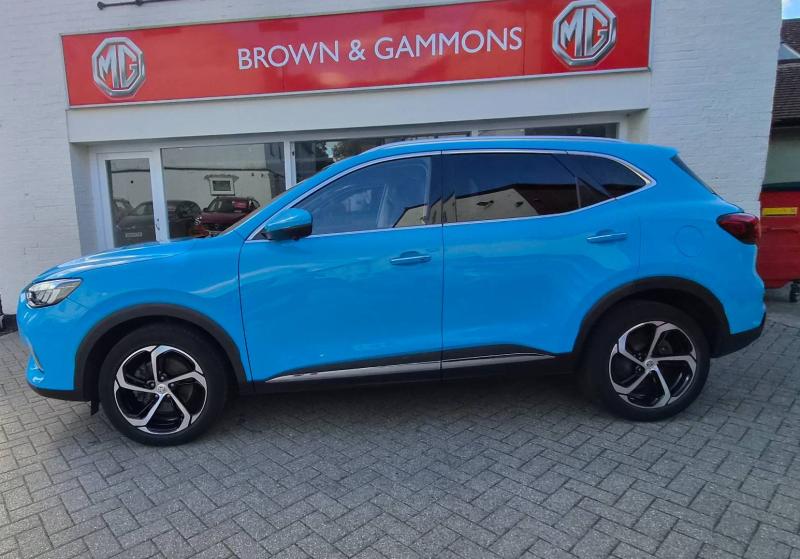 MG Motor UK HS