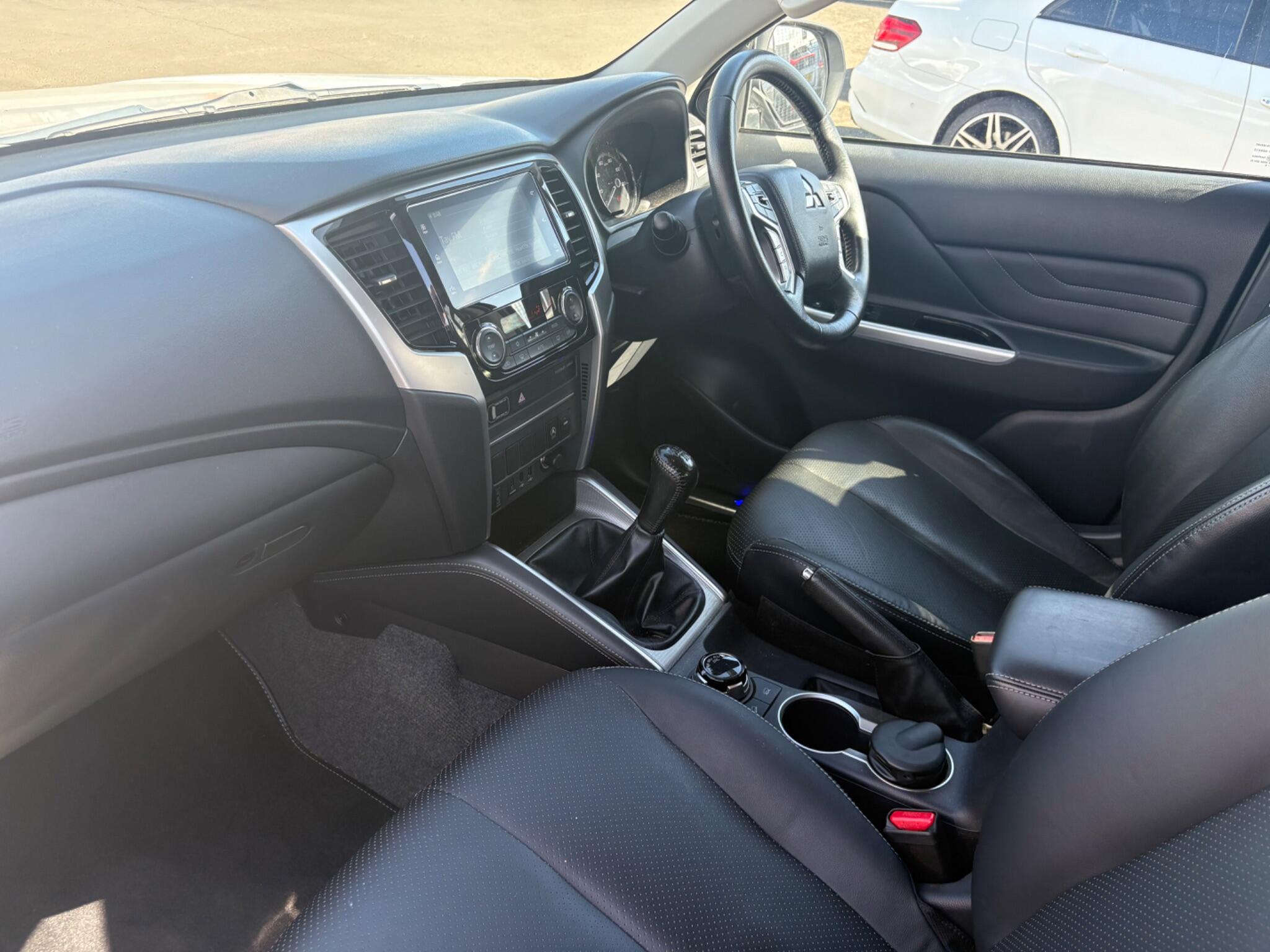 Mitsubishi L200