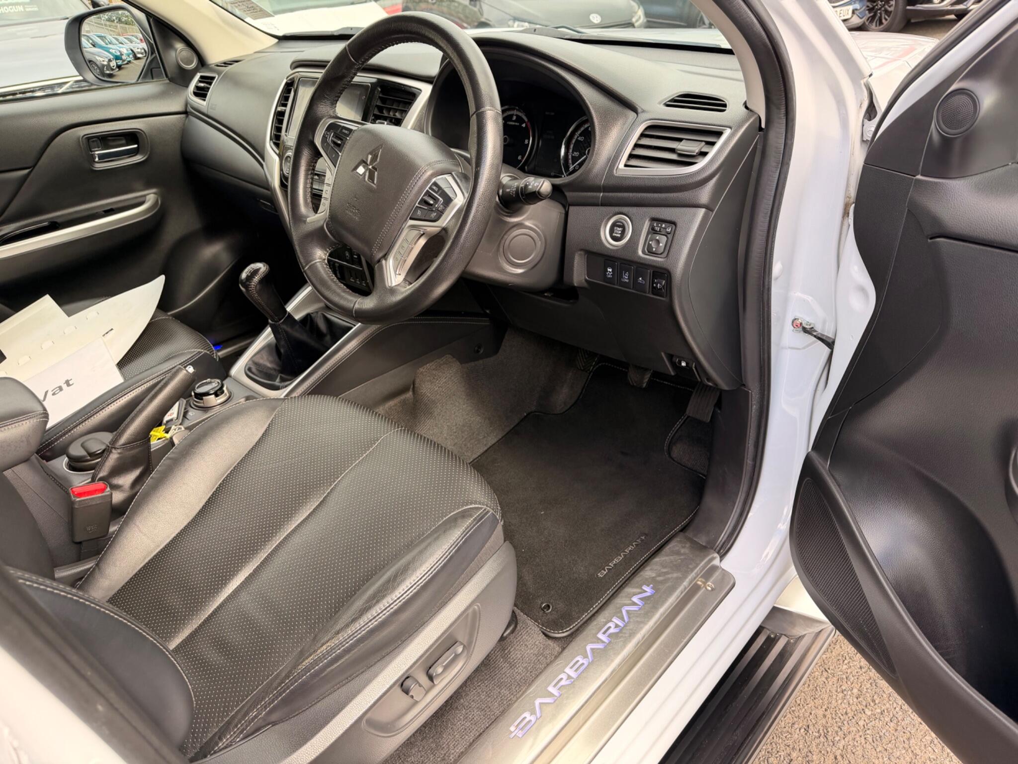 Mitsubishi L200