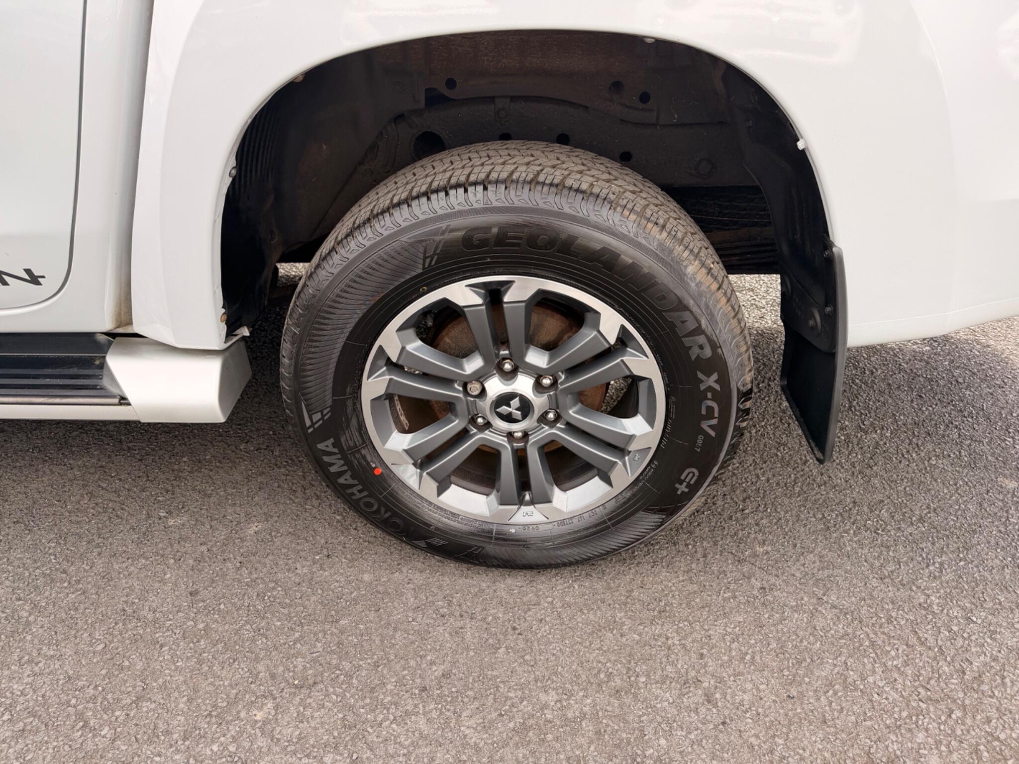 Mitsubishi L200