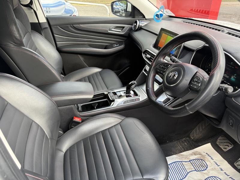 MG Motor UK HS