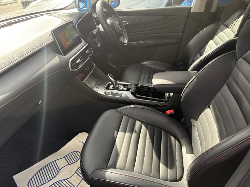 MG Motor UK HS