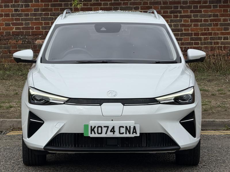 MG Motor UK MG5