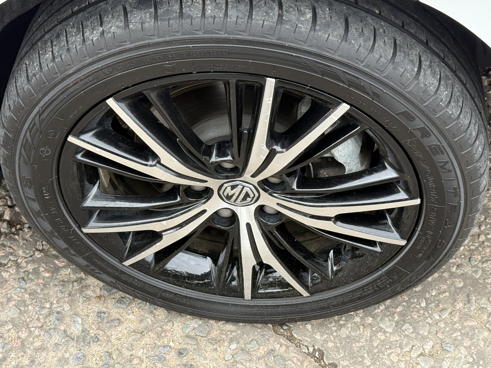 MG Motor UK MG5