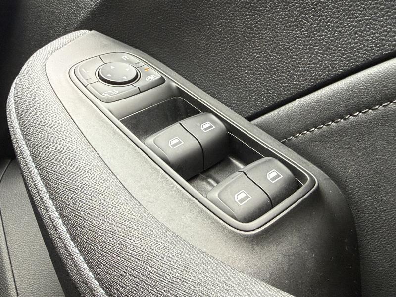 MG Motor UK MG5