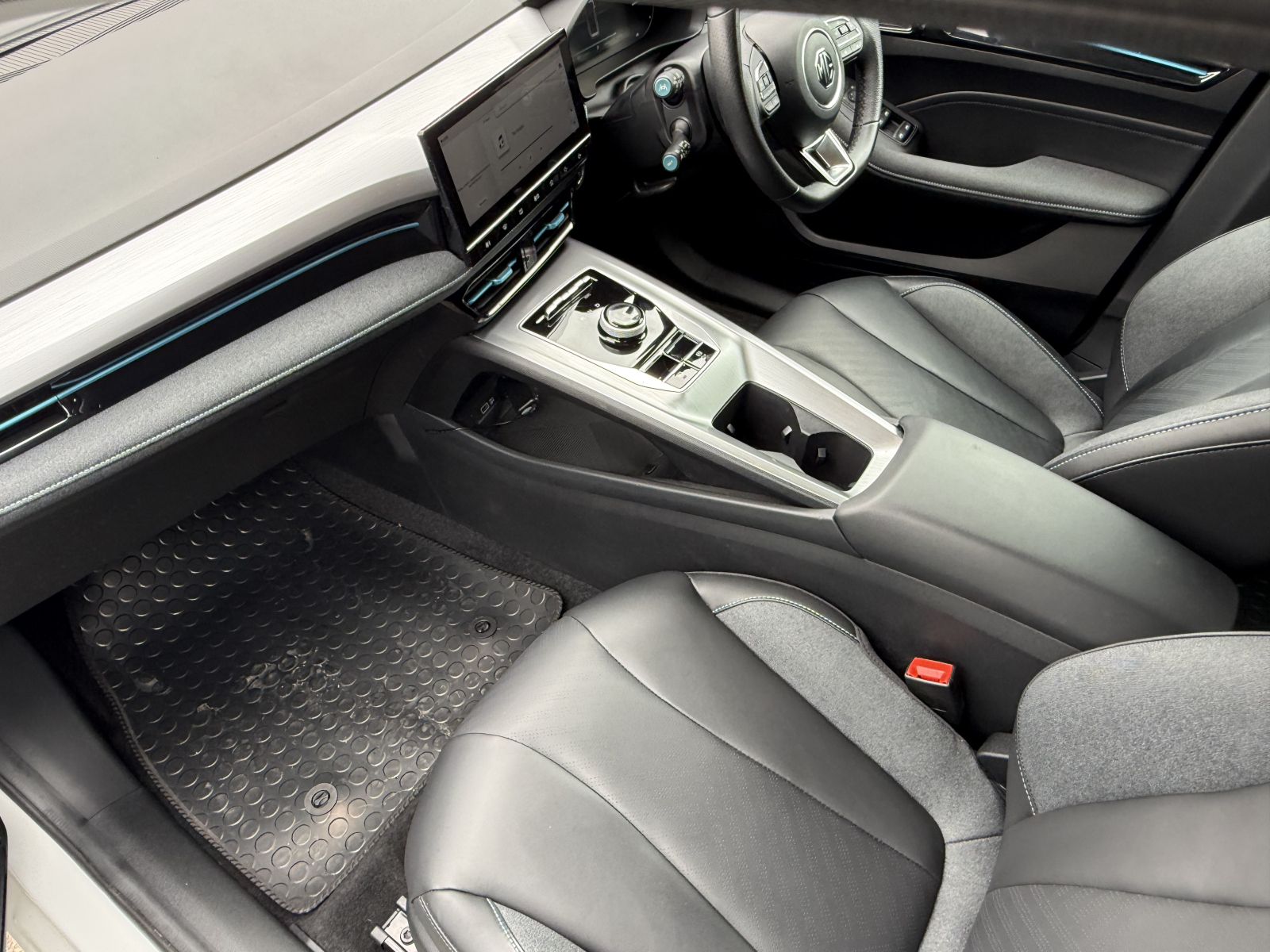 MG Motor UK MG5