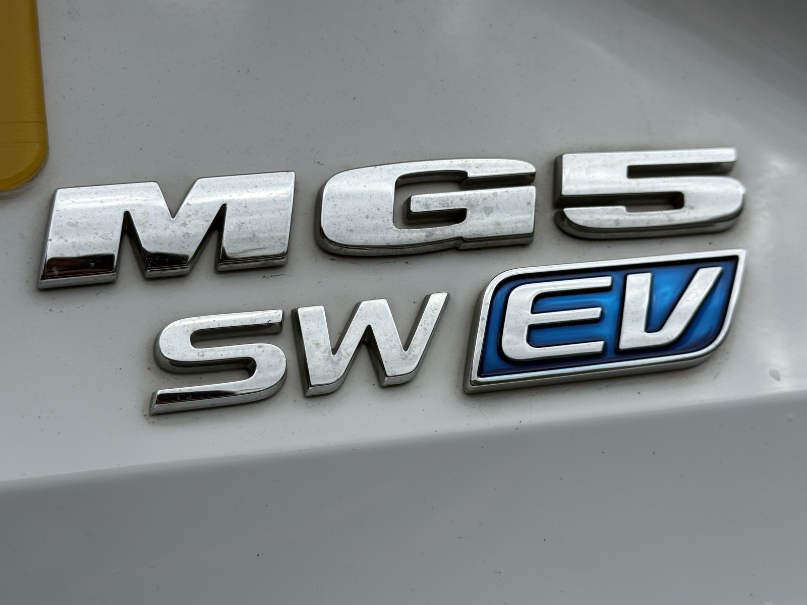 MG Motor UK MG5