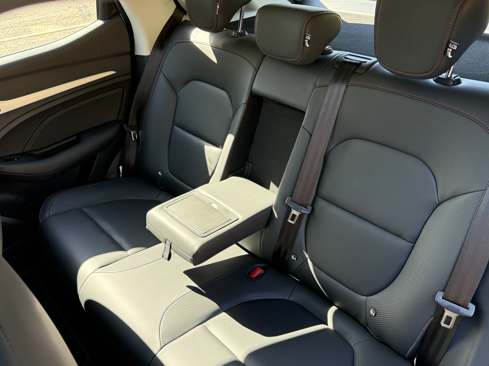 MG Motor UK ZS