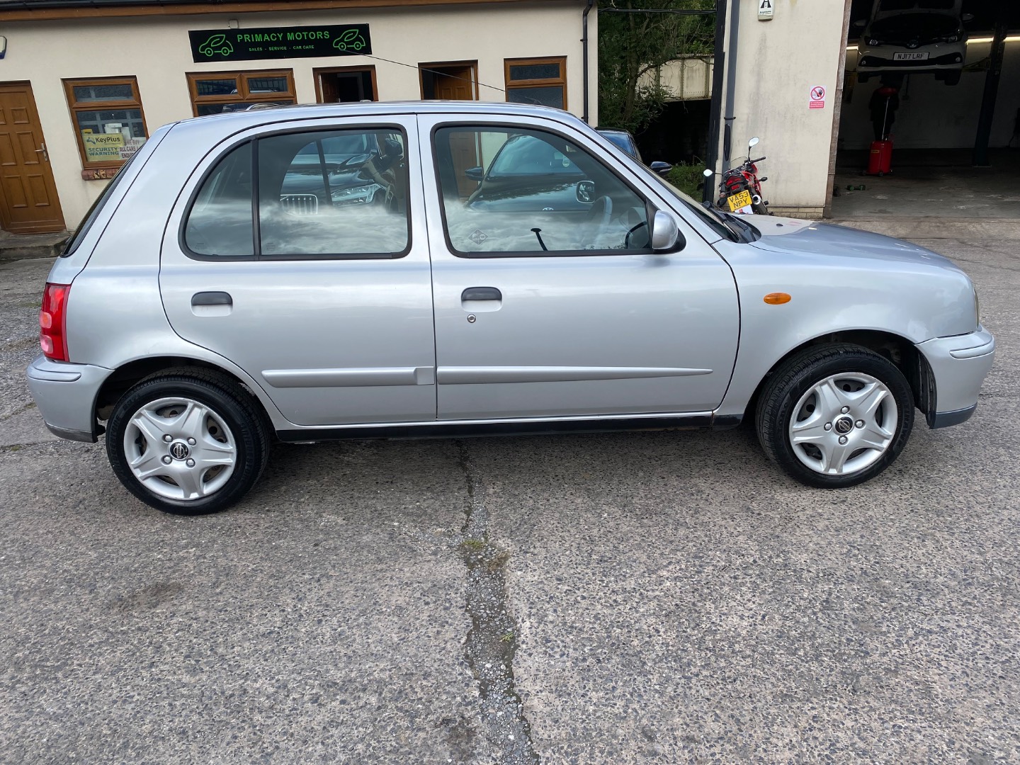 Nissan Micra