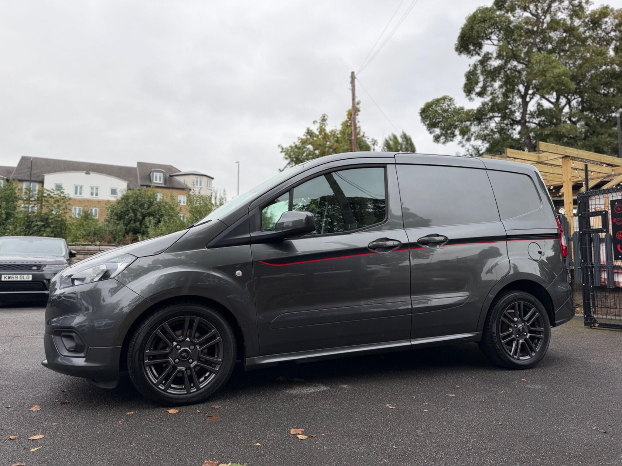Ford Transit Courier
