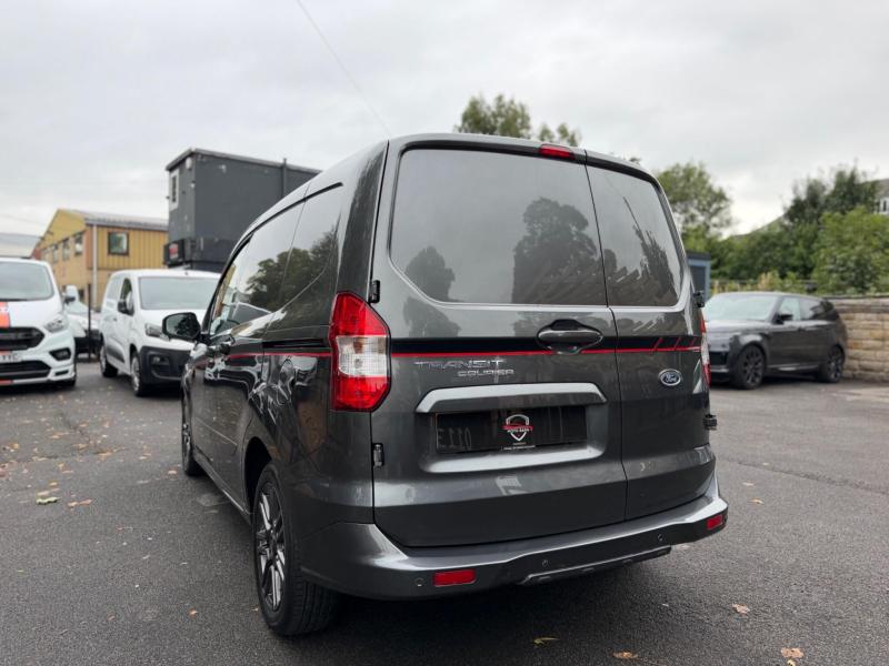 Ford Transit Courier