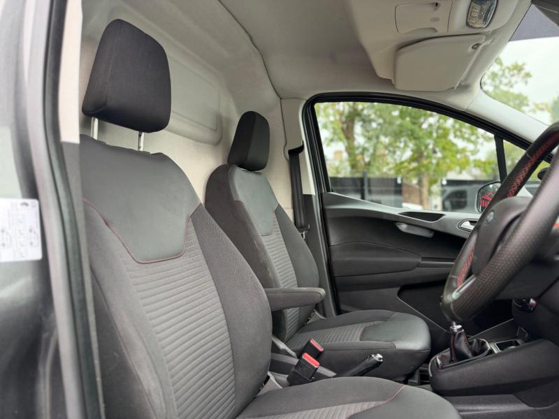 Ford Transit Courier