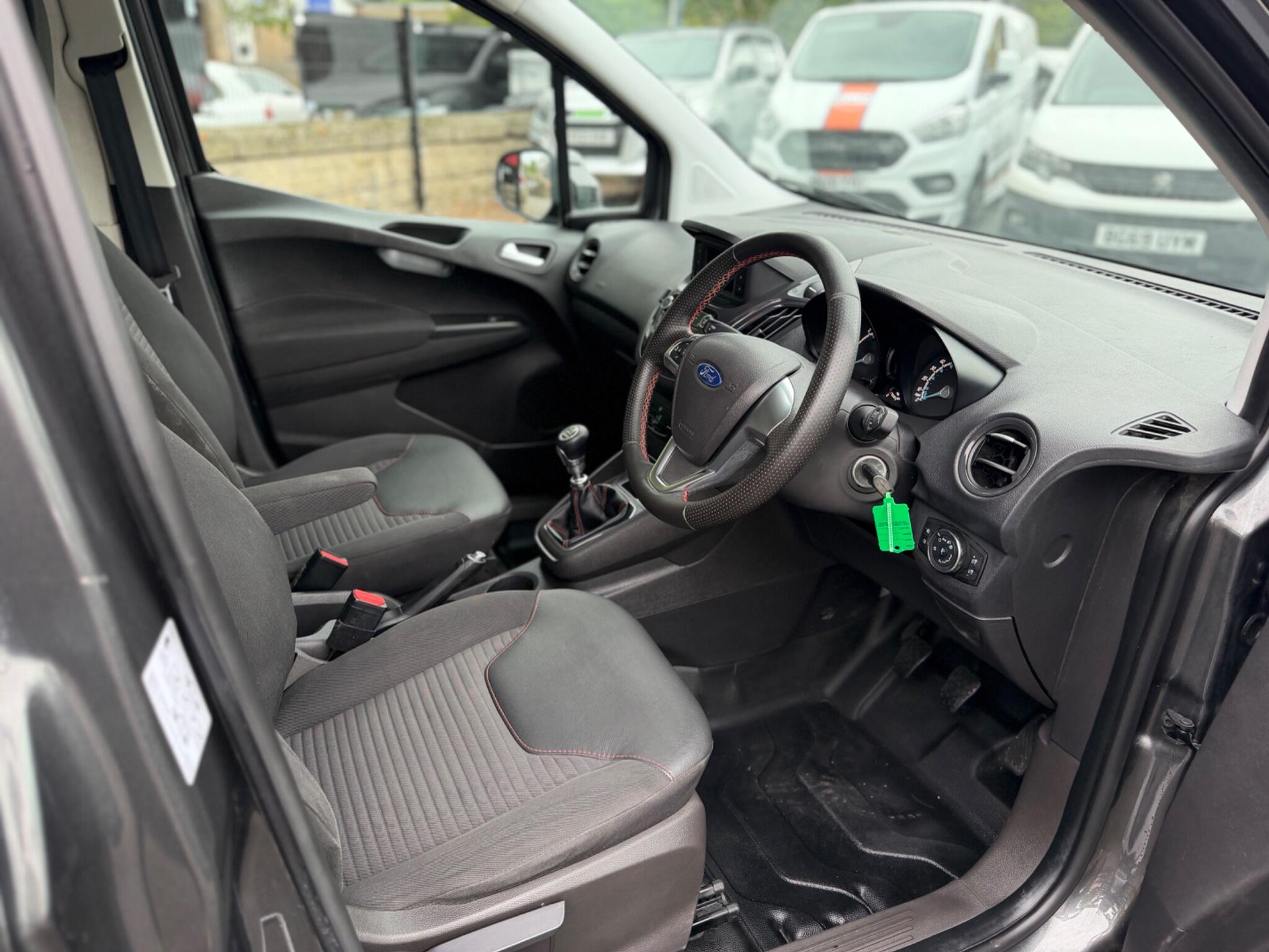 Ford Transit Courier