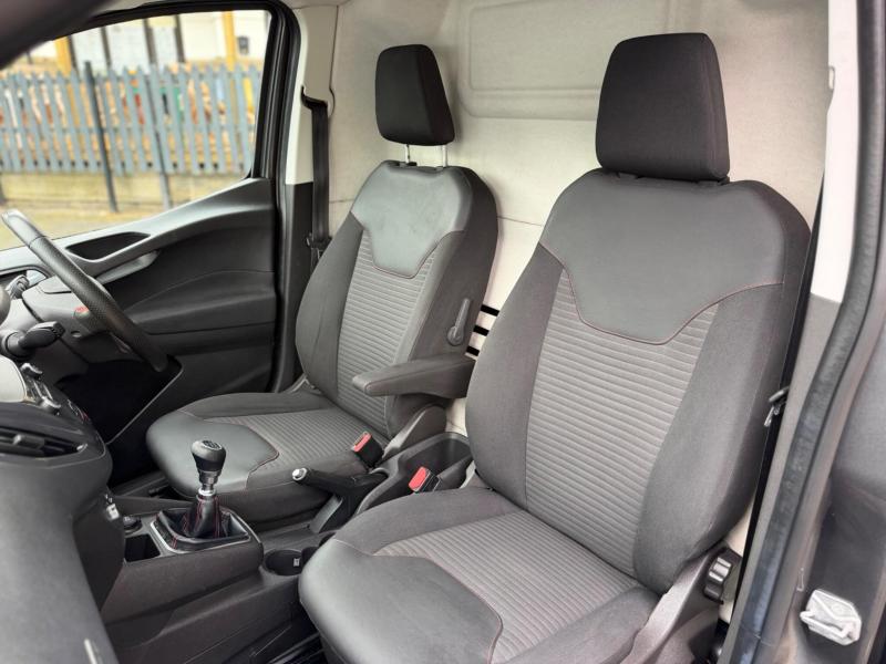 Ford Transit Courier