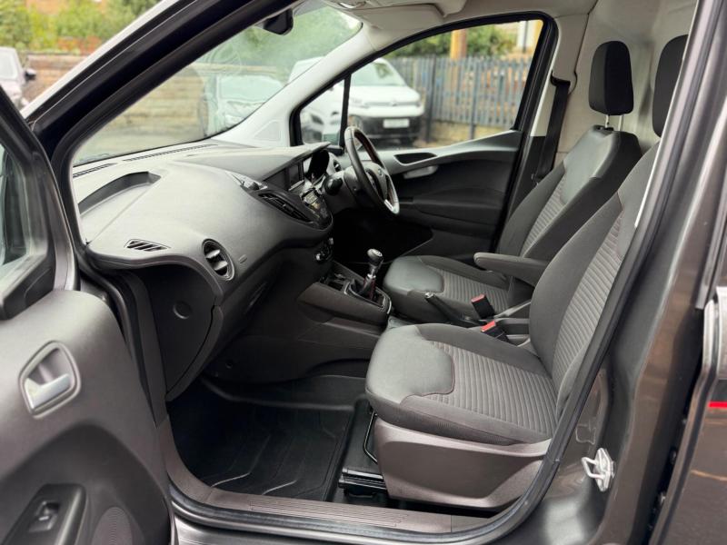 Ford Transit Courier