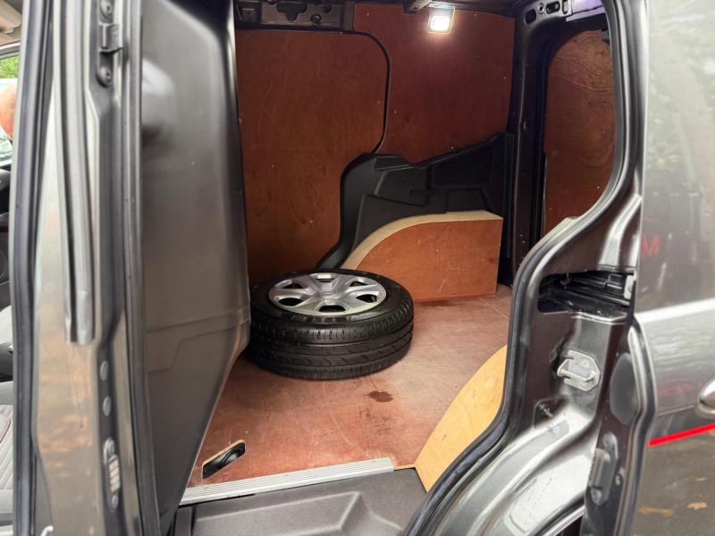 Ford Transit Courier