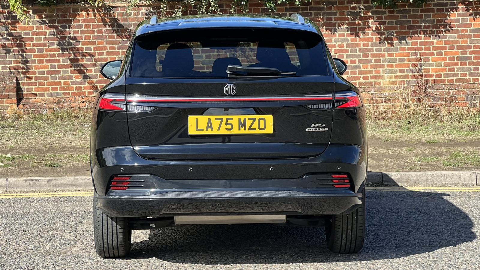 MG Motor UK HS