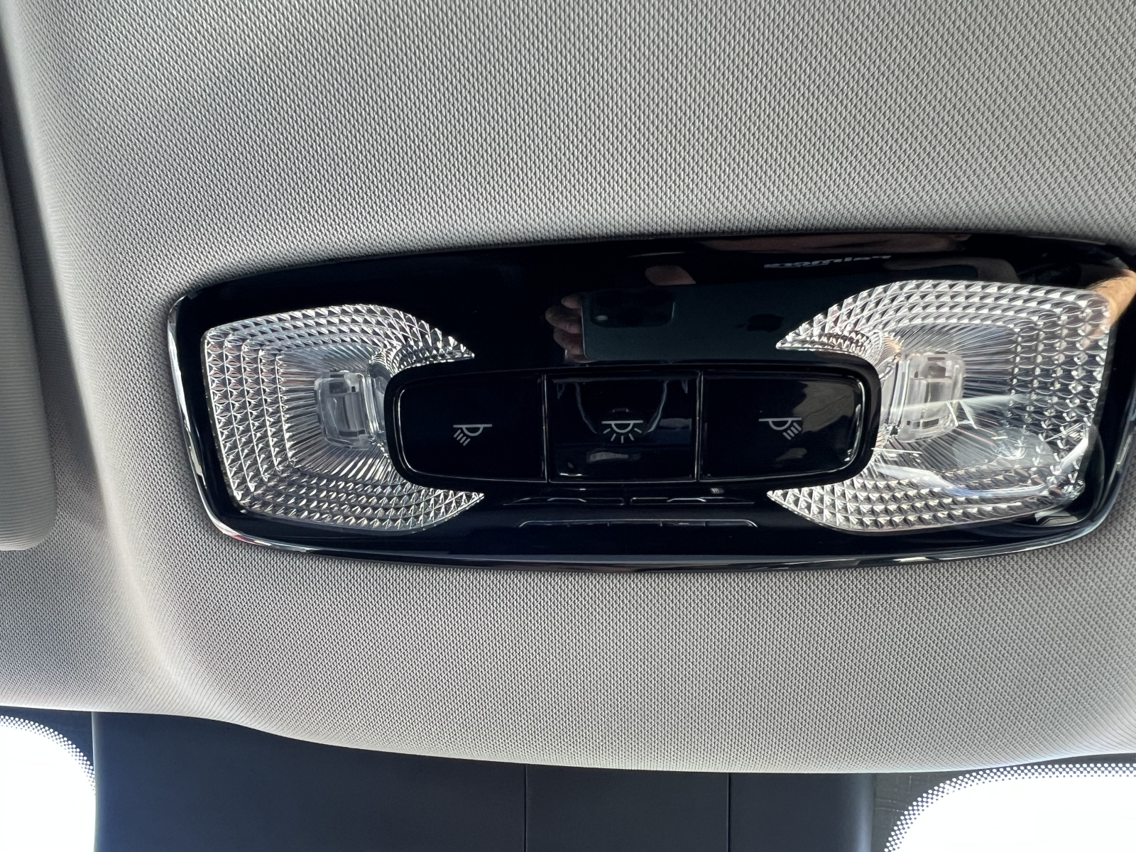 MG Motor UK HS