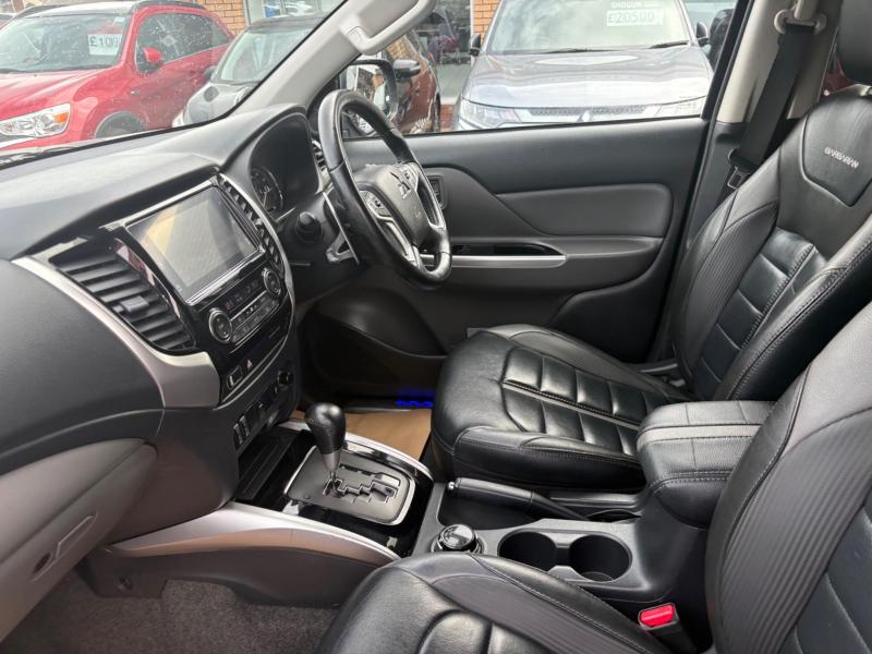 Mitsubishi L200