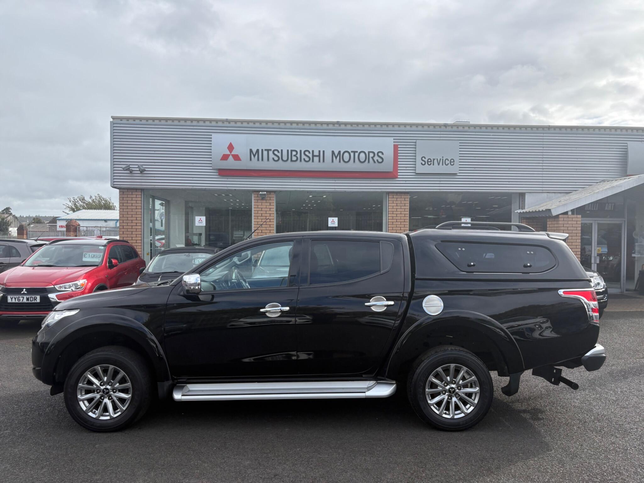 Mitsubishi L200