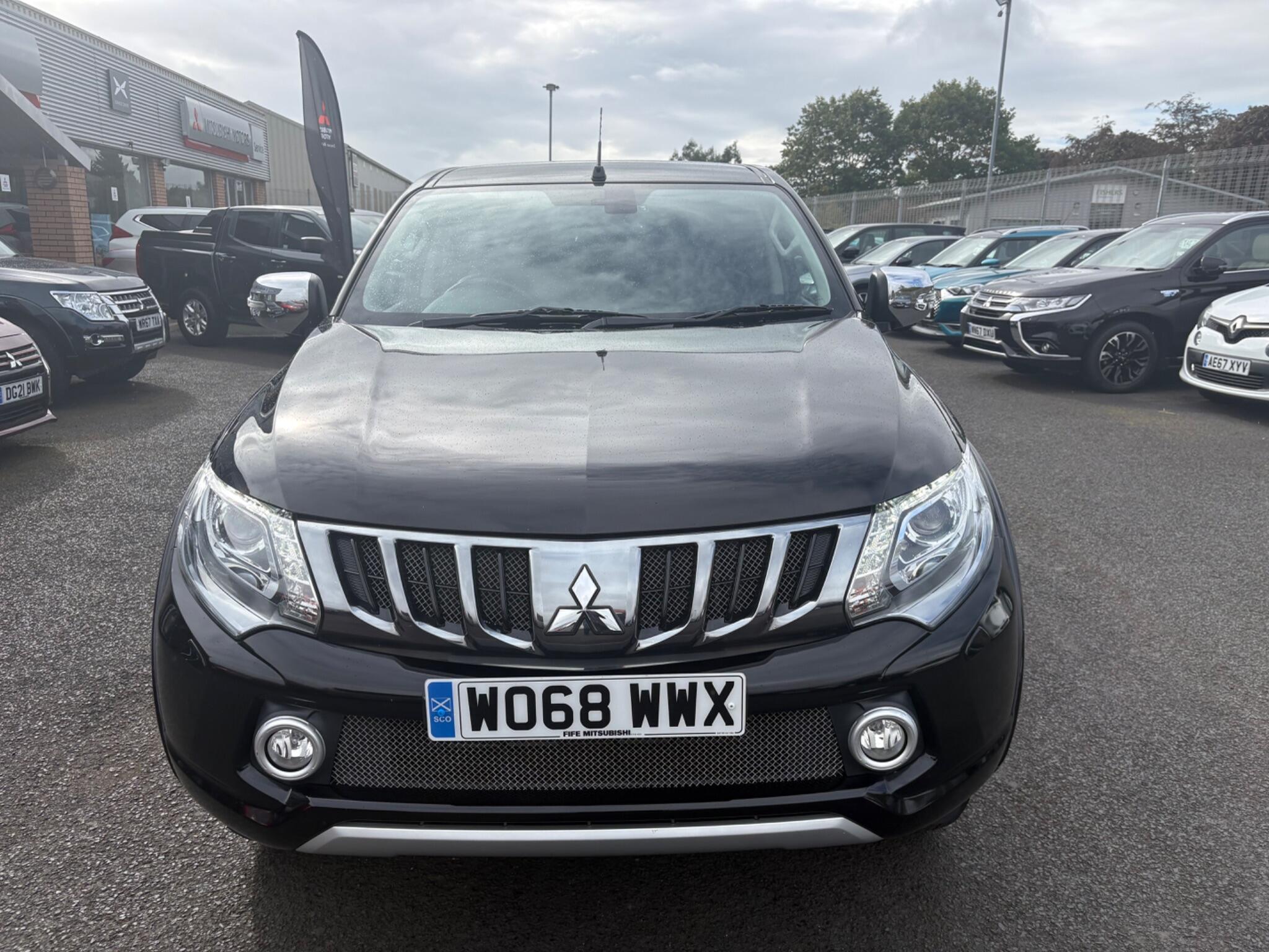 Mitsubishi L200
