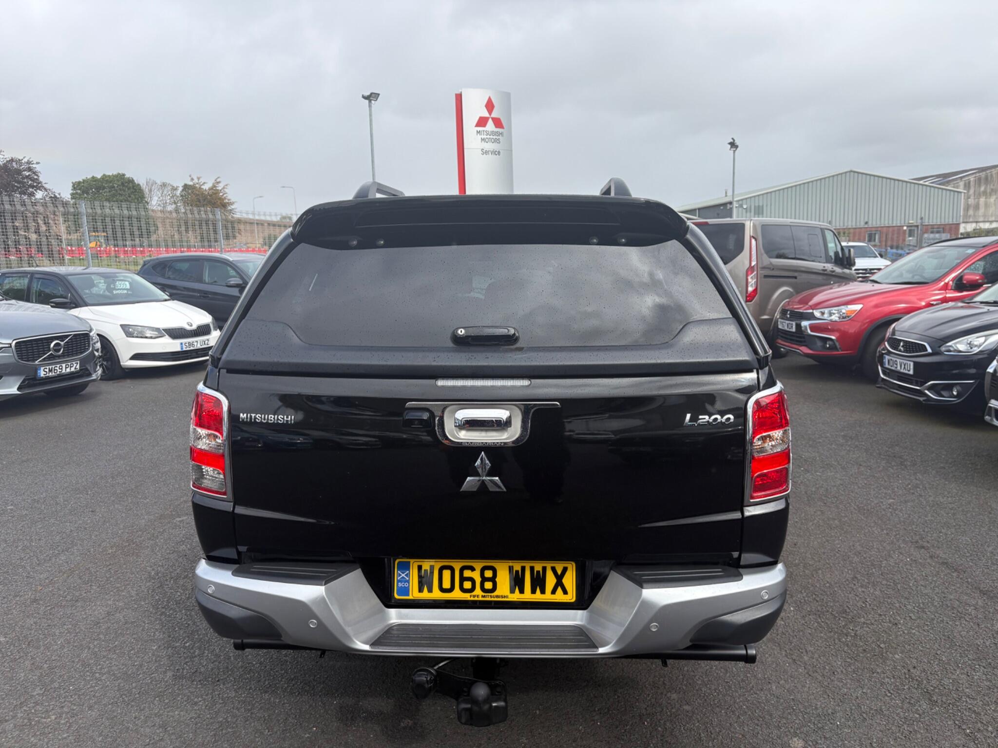 Mitsubishi L200