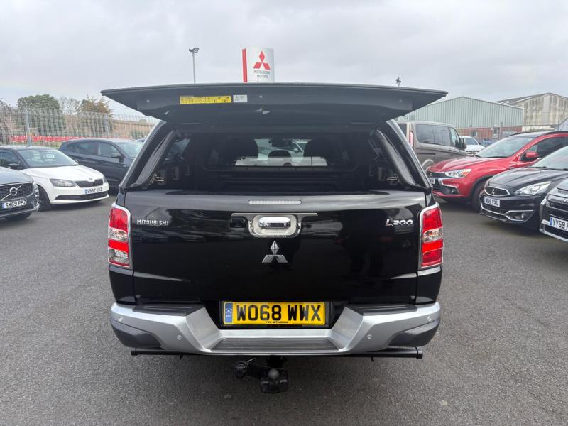 Mitsubishi L200