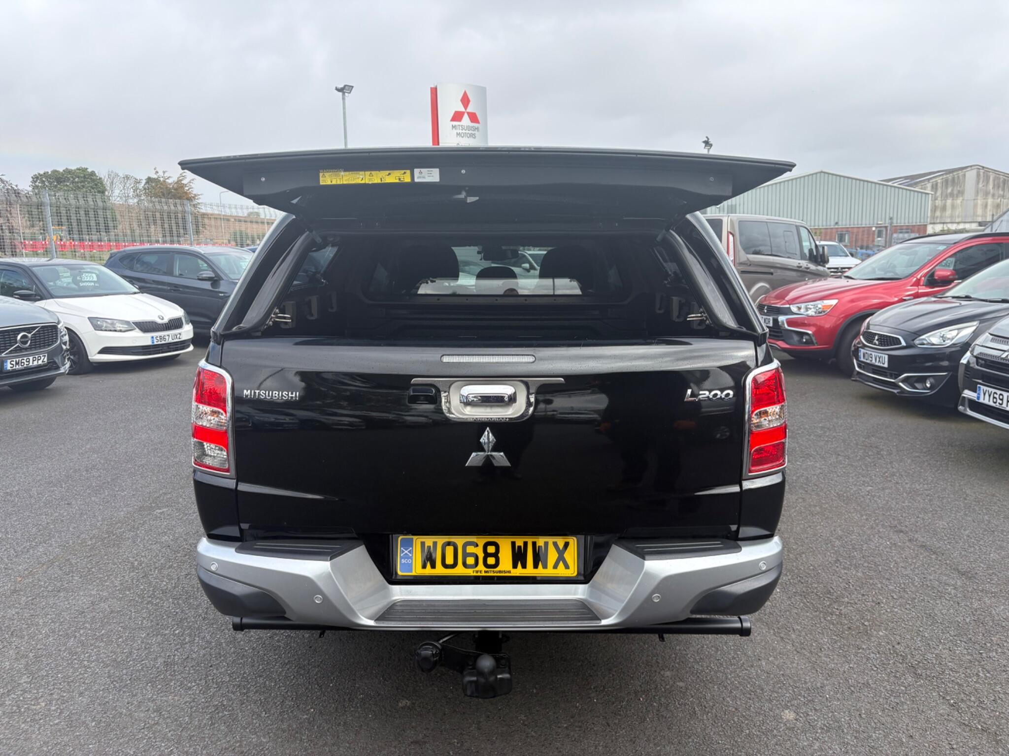 Mitsubishi L200